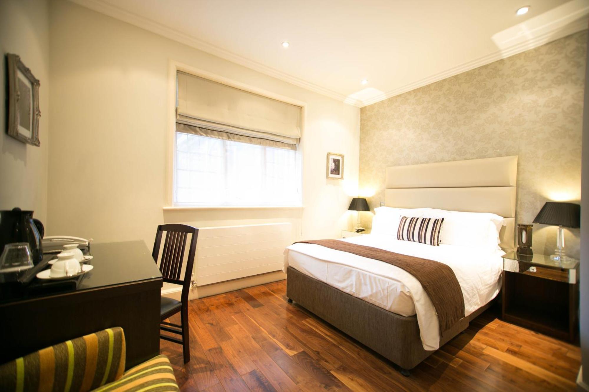 The Pillar Hotel Londra Esterno foto