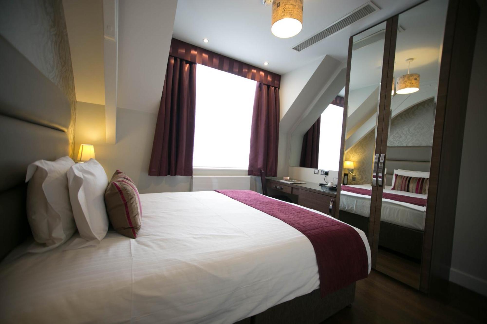 The Pillar Hotel Londra Esterno foto