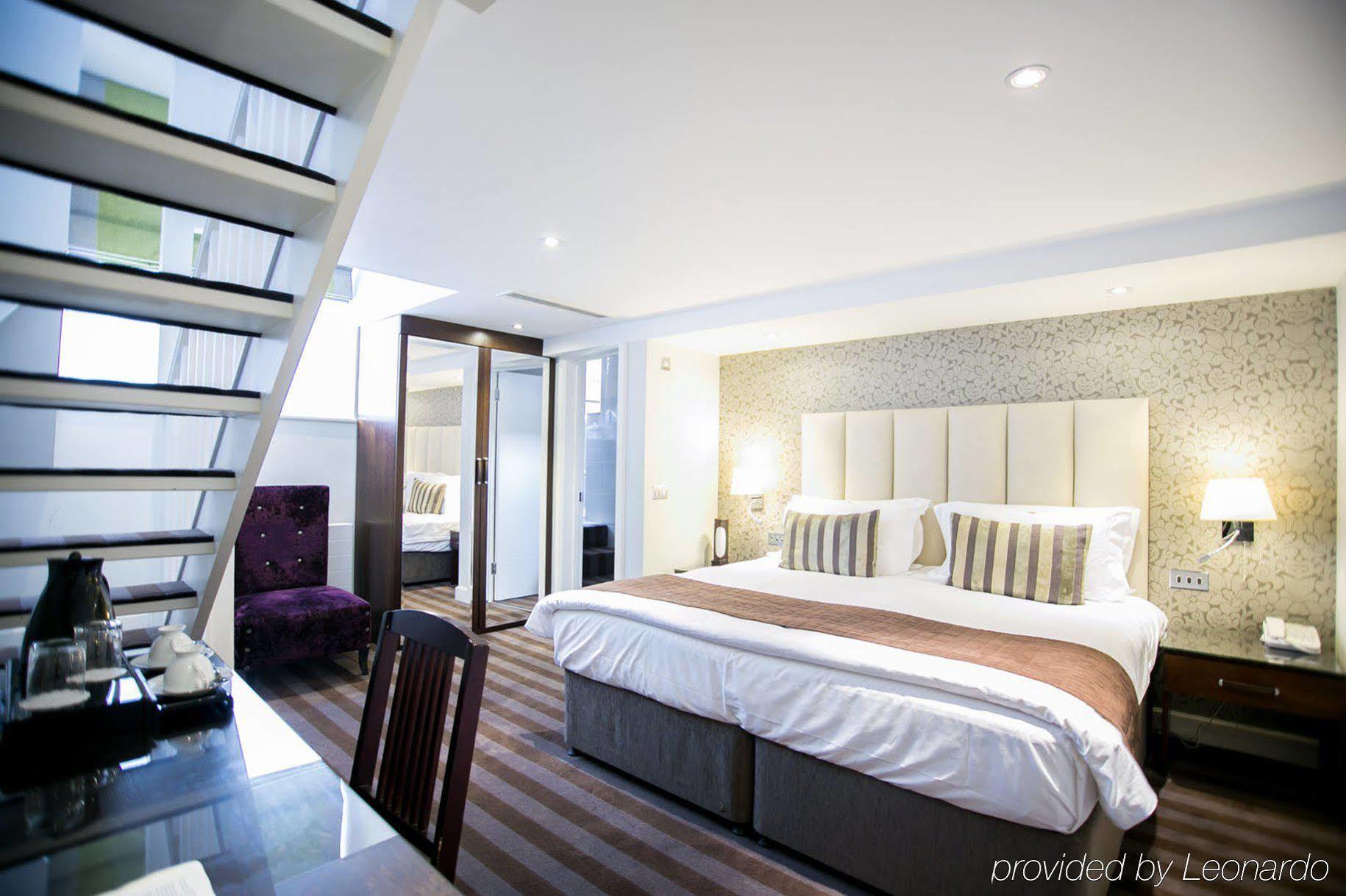 The Pillar Hotel Londra Esterno foto